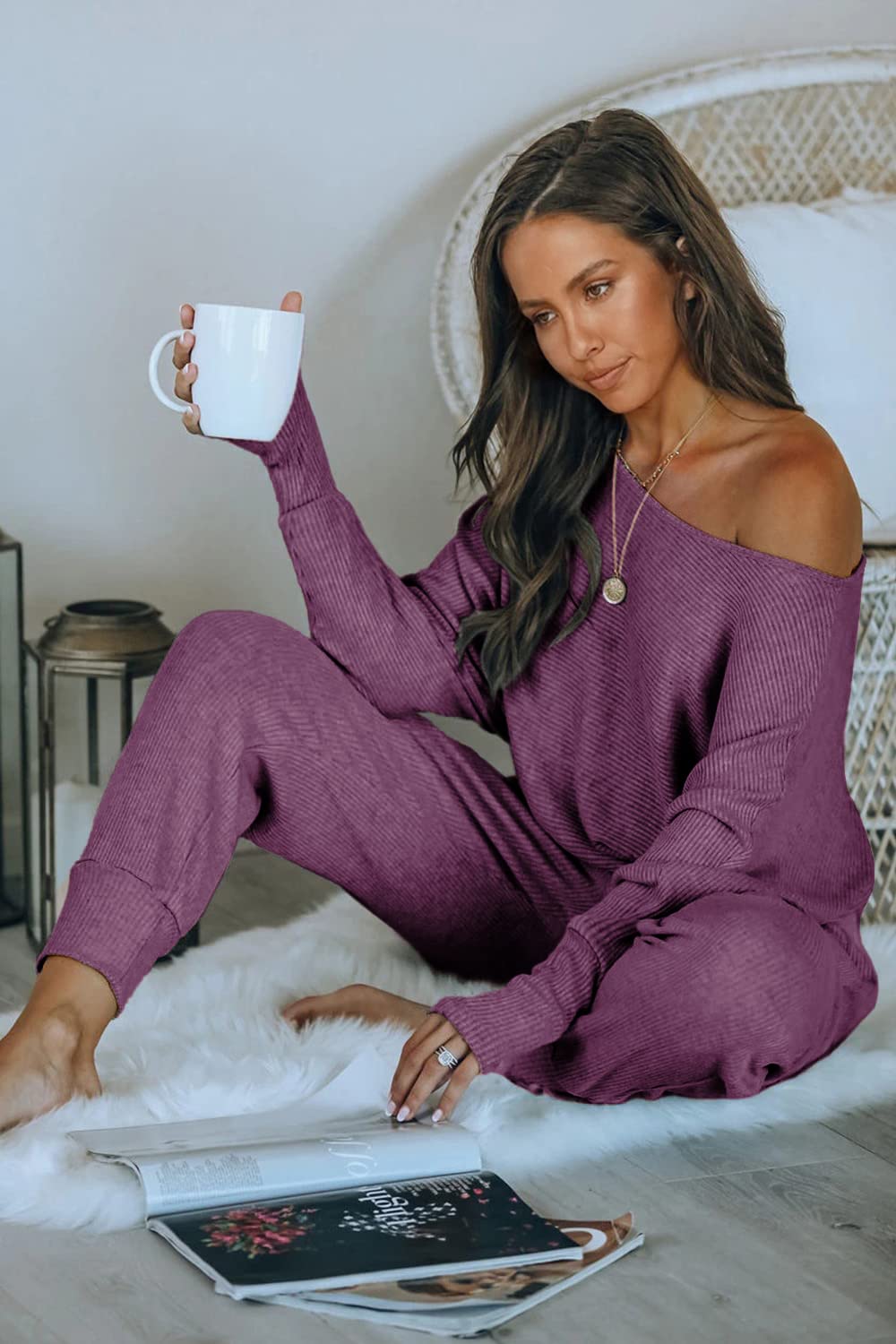 PRETTYGARDEN Chándal de 2 piezas acanalado para mujer con hombros descubiertos, manga larga, pantalones de salón con bolsillos (púrpura rojo, pequeño)