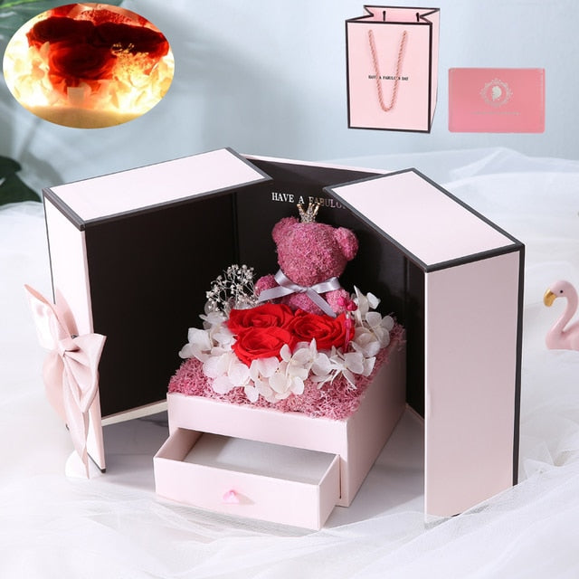 Caja de regalo con flor de rosa eterna