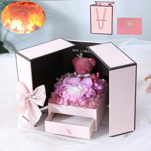 Caja de regalo con flor de rosa eterna