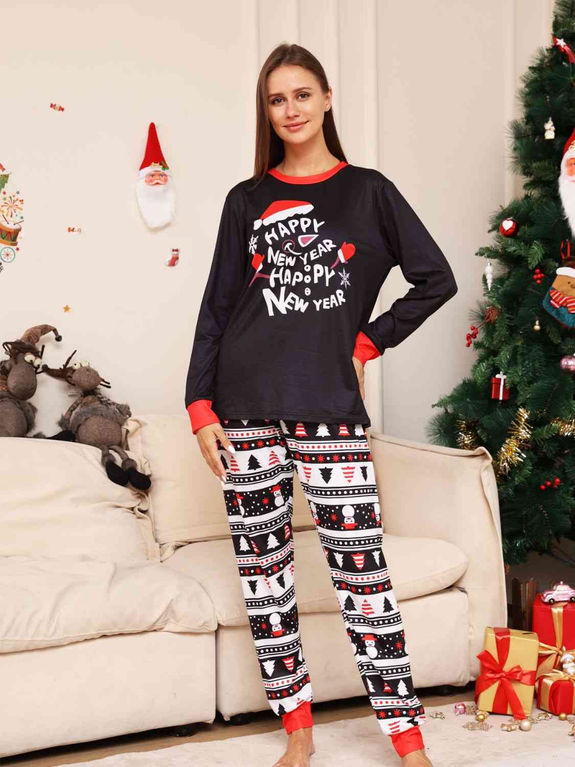 Conjunto de pantalones y top con gráfico de tamaño completo