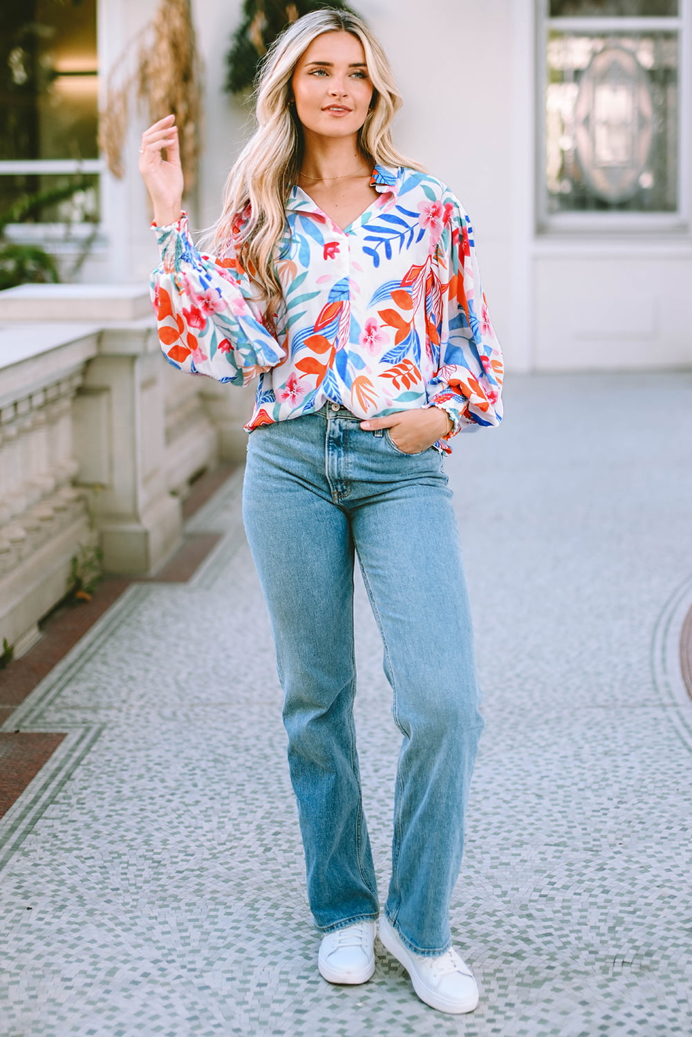 Blusa con cuello y mangas farol