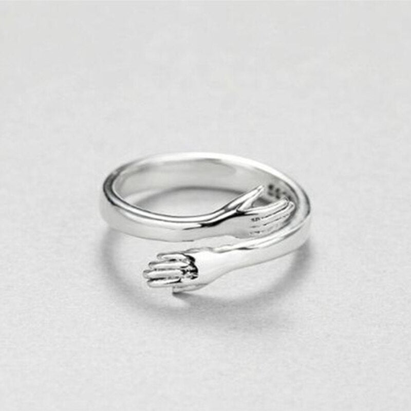 Anillos de abrazo de amor chapados en plata con personalidad