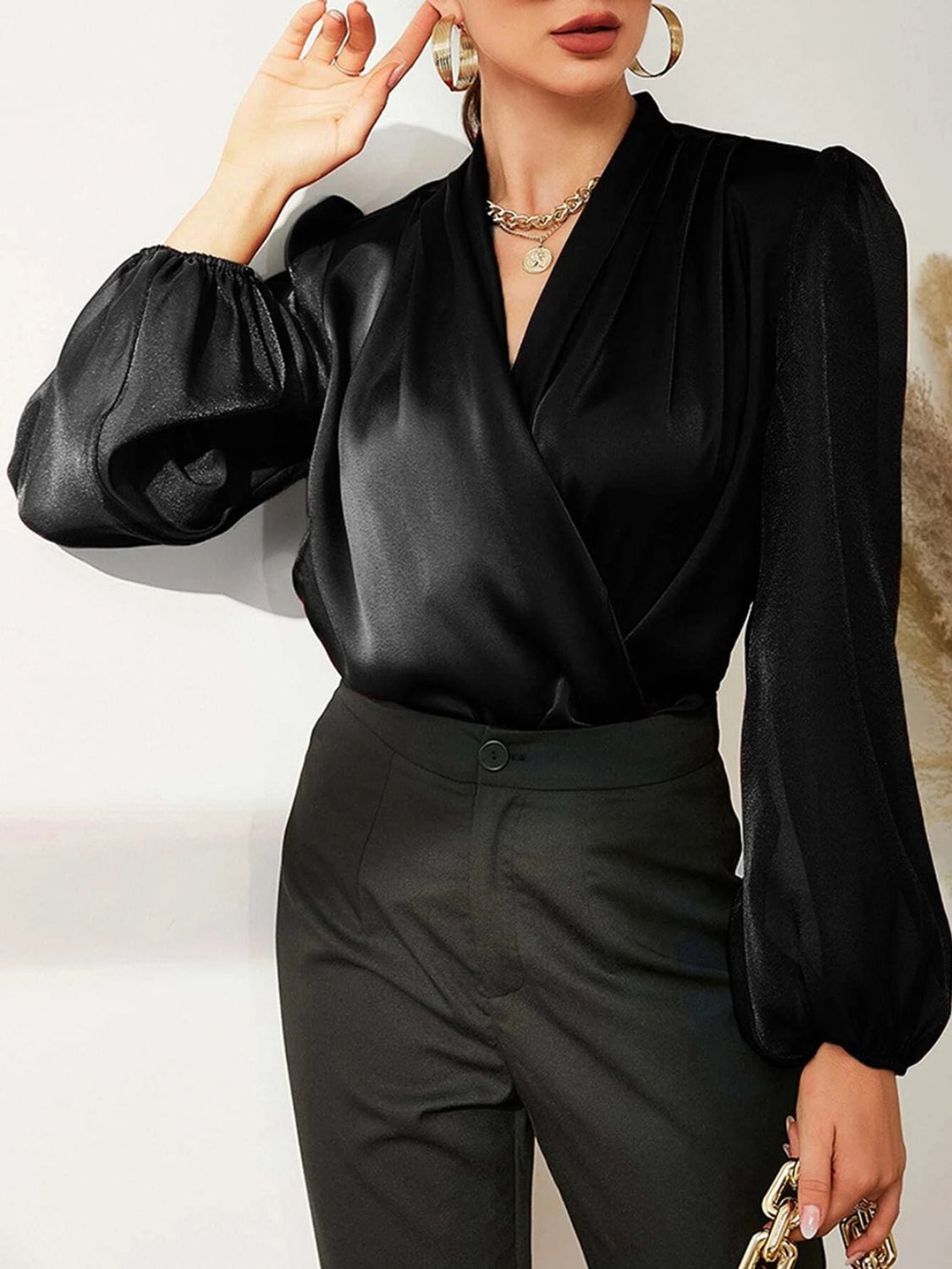 Pleated Detail Balloon Sleeve Blouse